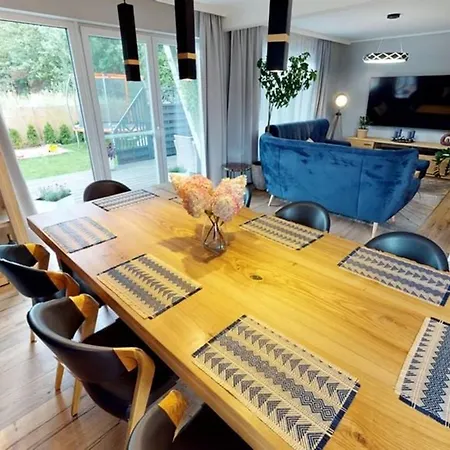 Haus *